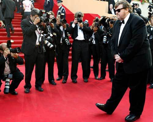 Michael Moore en 2004 au Palais des Festivals